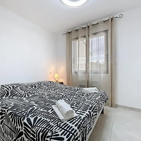 Villa La Caminade - Maison Neuve - Climatisation Et Wifi *